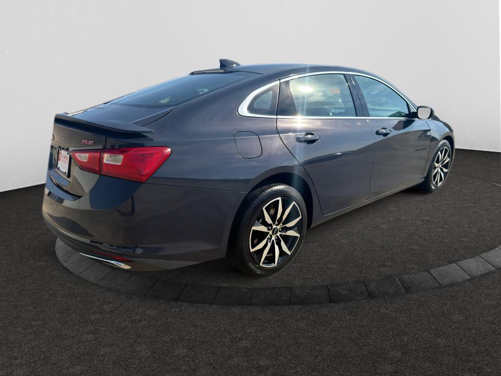 Used 2025 Night Shade Metallic Chevrolet RS image 5