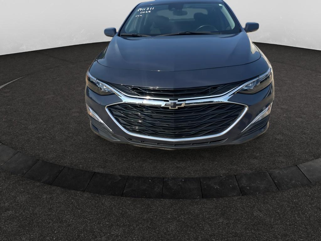 Used 2025 Night Shade Metallic Chevrolet RS image 3