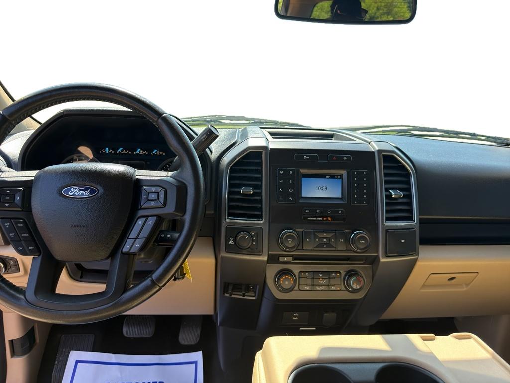 Used 2018 MAGNETIC Ford XLT image 8