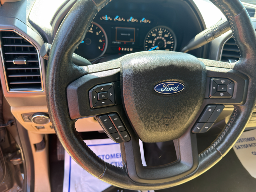Used 2018 MAGNETIC Ford XLT image 10