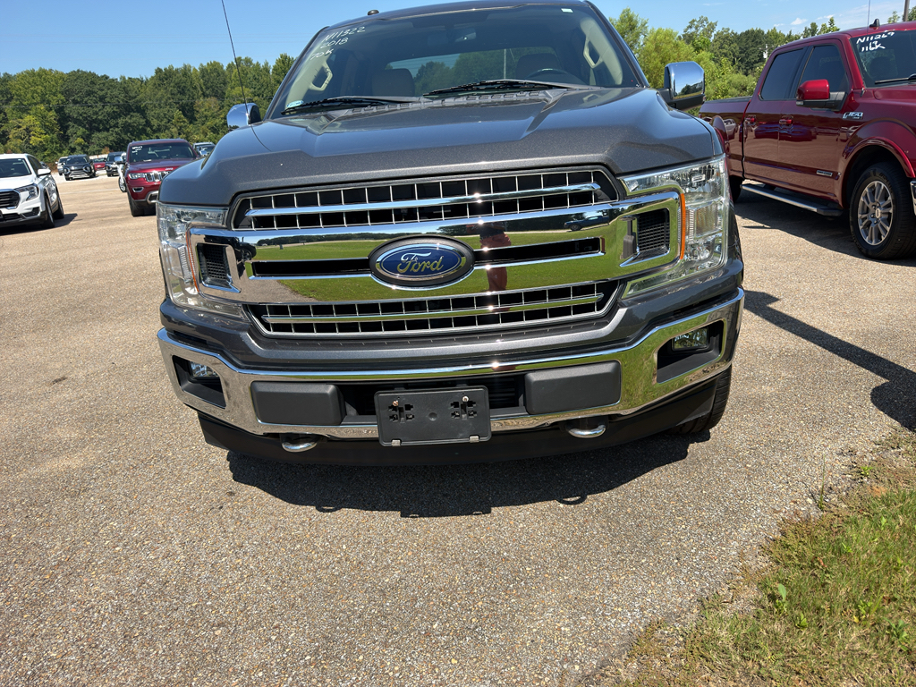 Used 2018 MAGNETIC Ford XLT image 2