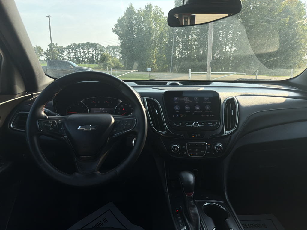 Used 2022 Silver Ice Metallic Chevrolet RS image 9