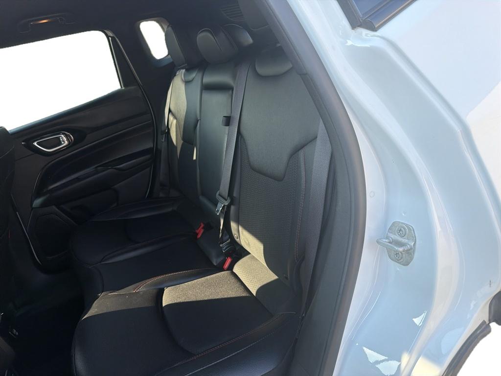 Used 2025 Bright White Clearcoat Jeep Trailhawk image 5
