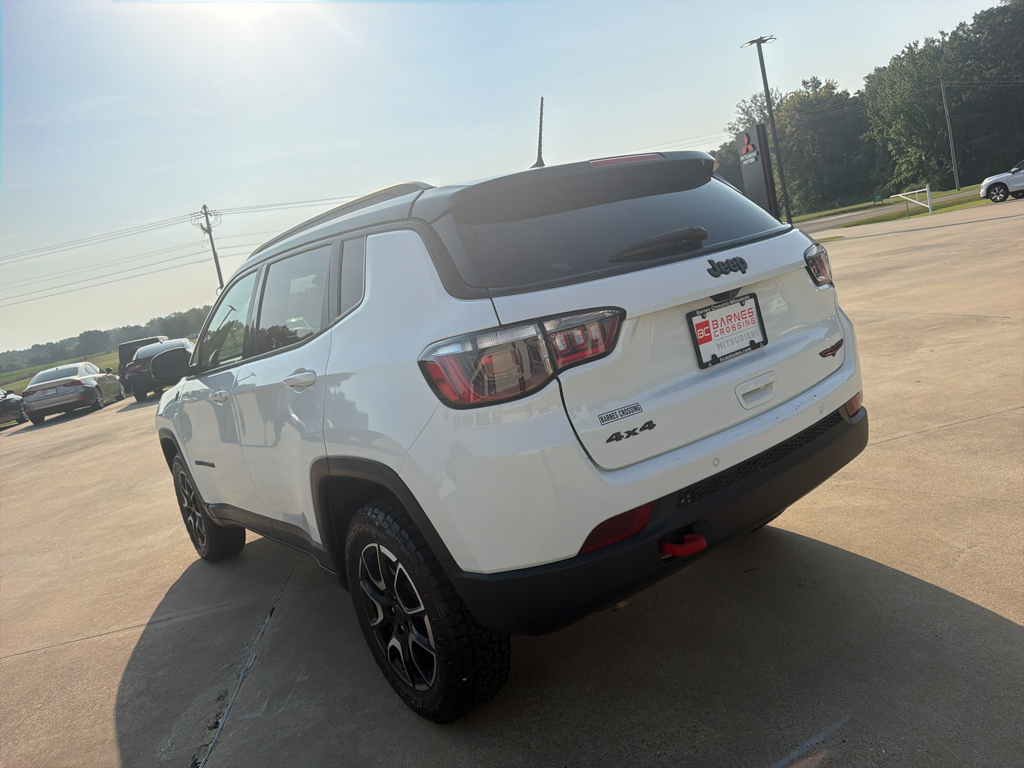 Used 2025 Bright White Clearcoat Jeep Trailhawk image 3