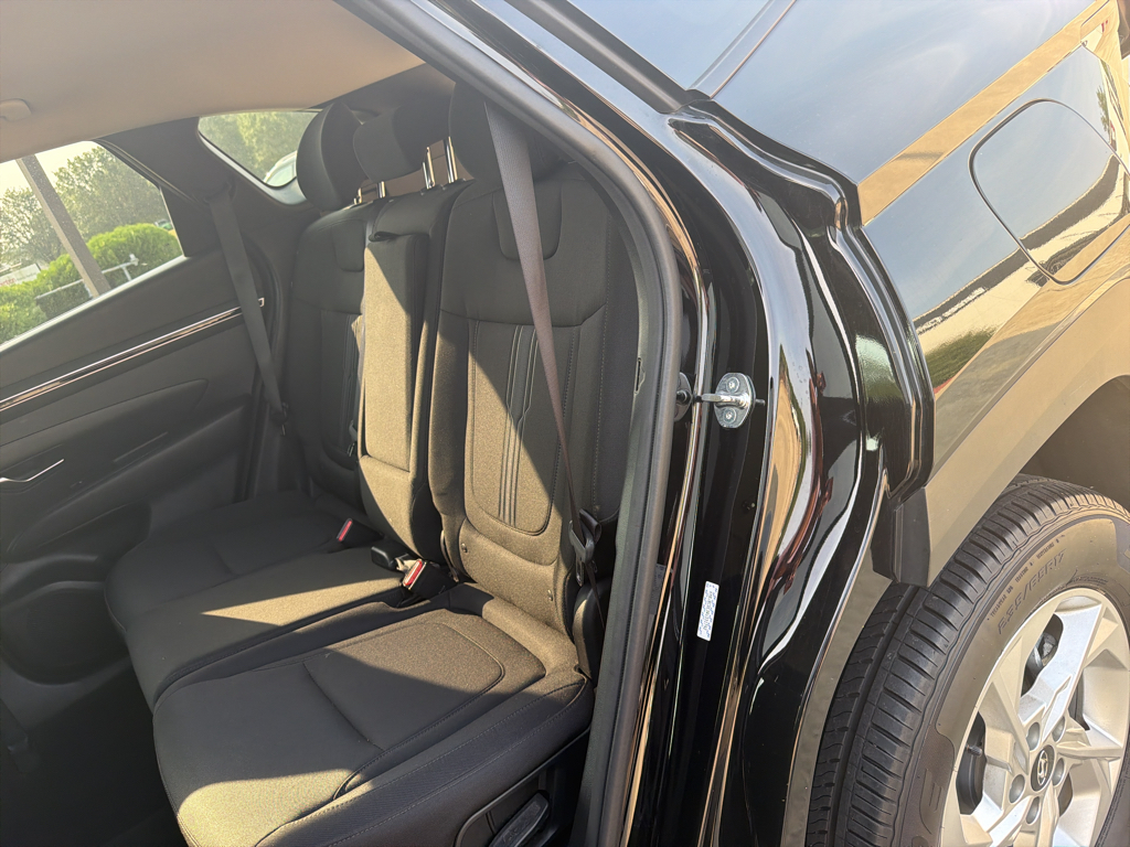 Used 2024 Black Pearl Hyundai SEL image 9