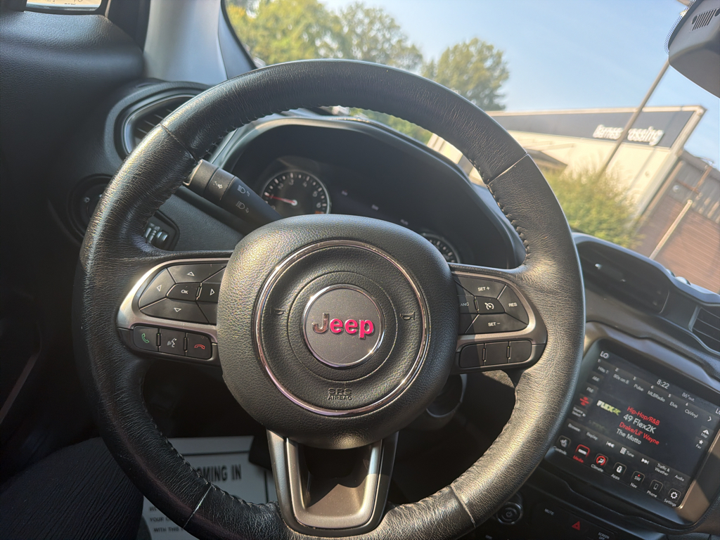 Used 2021 Slate Blue Pearlcoat Jeep Limited image 12