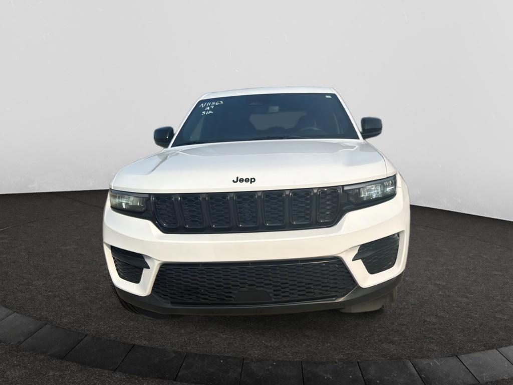 Used 2024 Bright White Clearcoat Jeep Altitude image 2