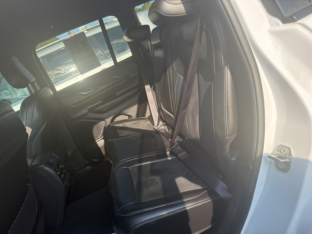 Used 2024 Bright White Clearcoat Jeep Altitude image 9