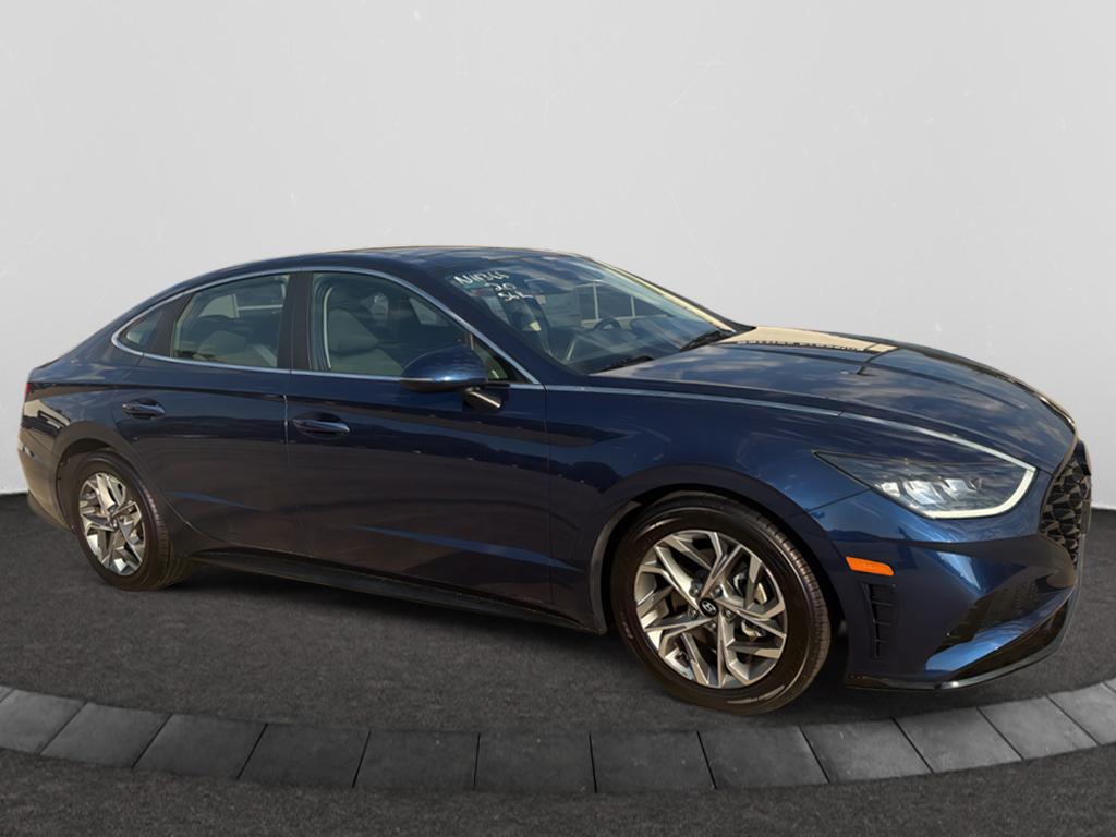 Used 2020 Stormy Sea Hyundai SEL image 6