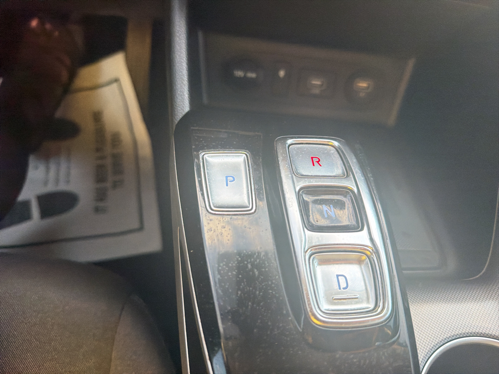 Used 2020 Stormy Sea Hyundai SEL image 11