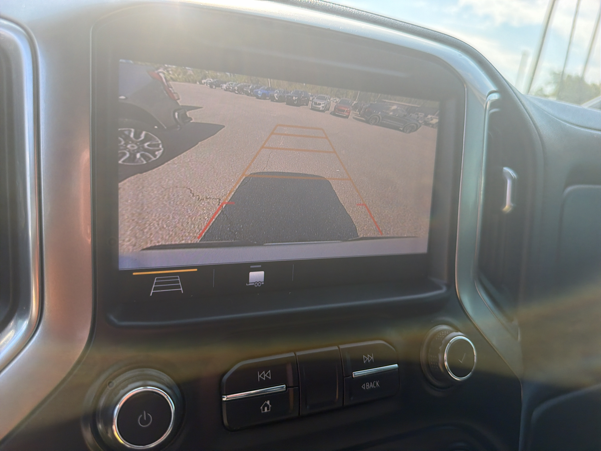 Used 2019 Summit White Chevrolet LT image 11