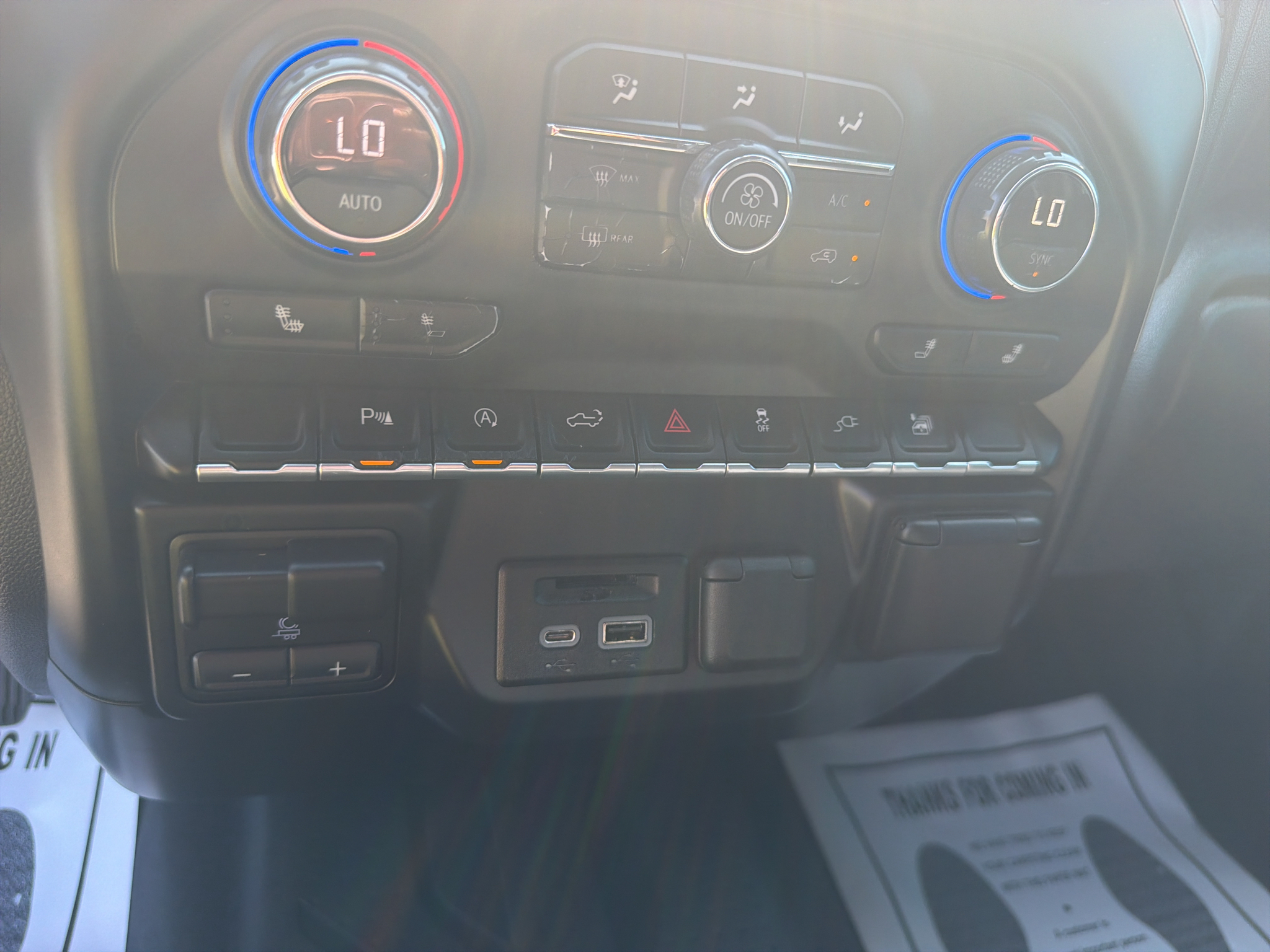 Used 2019 Summit White Chevrolet LT image 12