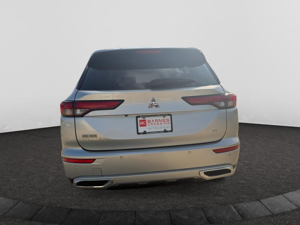 Used 2022 Alloy Silver Metallic Mitsubishi SE image 5