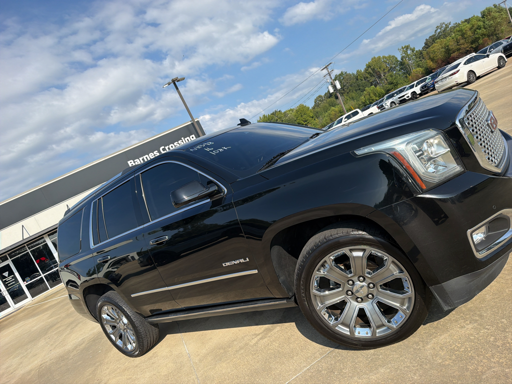 Used 2016 Onyx Black GMC Denali image 3