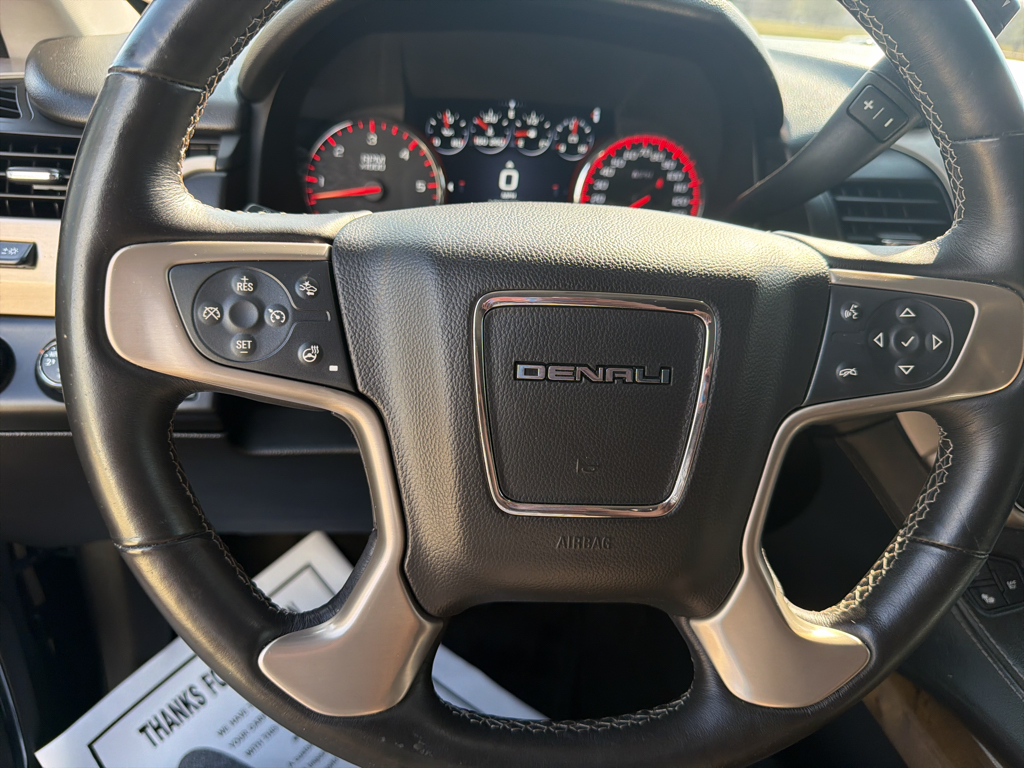 Used 2016 Onyx Black GMC Denali image 18