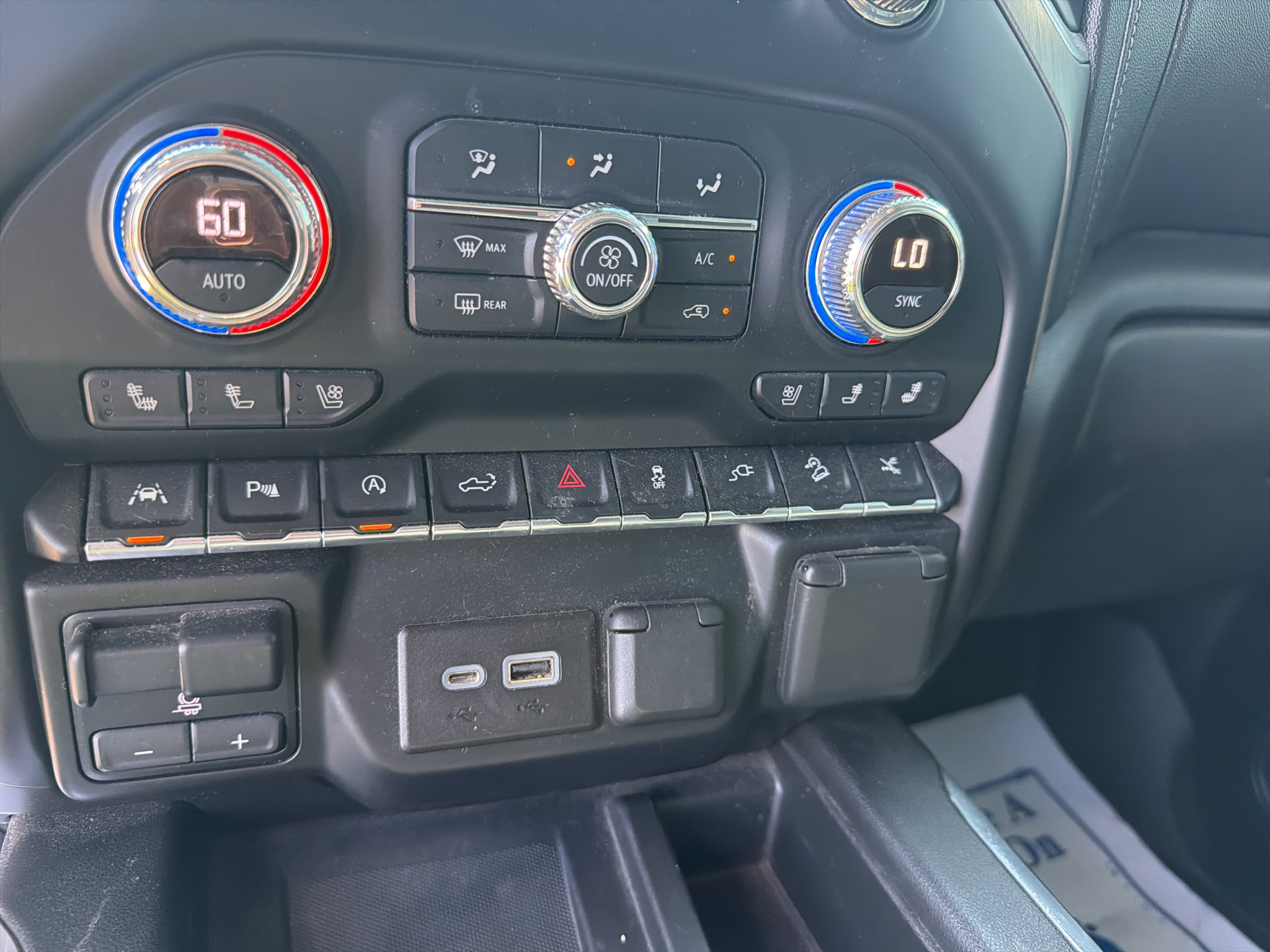Used 2020 White Frost Tricoat GMC Denali image 12