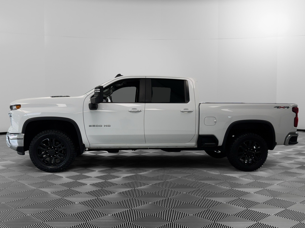 2024 Chevrolet Silverado 2500HD LT photo 4