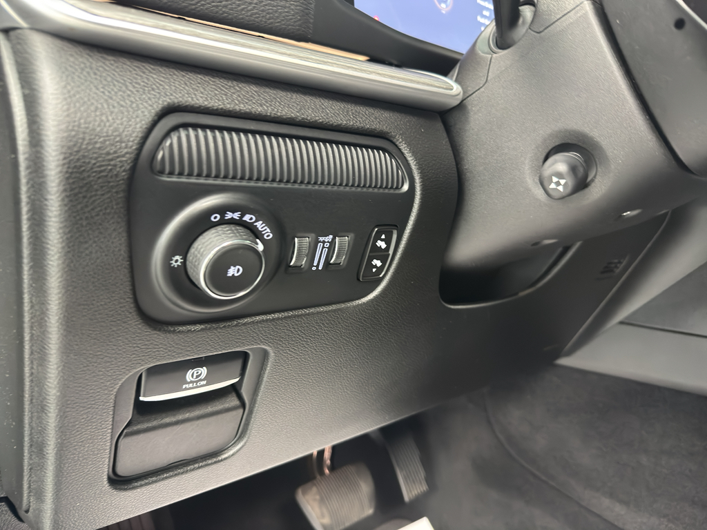 2024 Jeep Wagoneer Series II photo 16