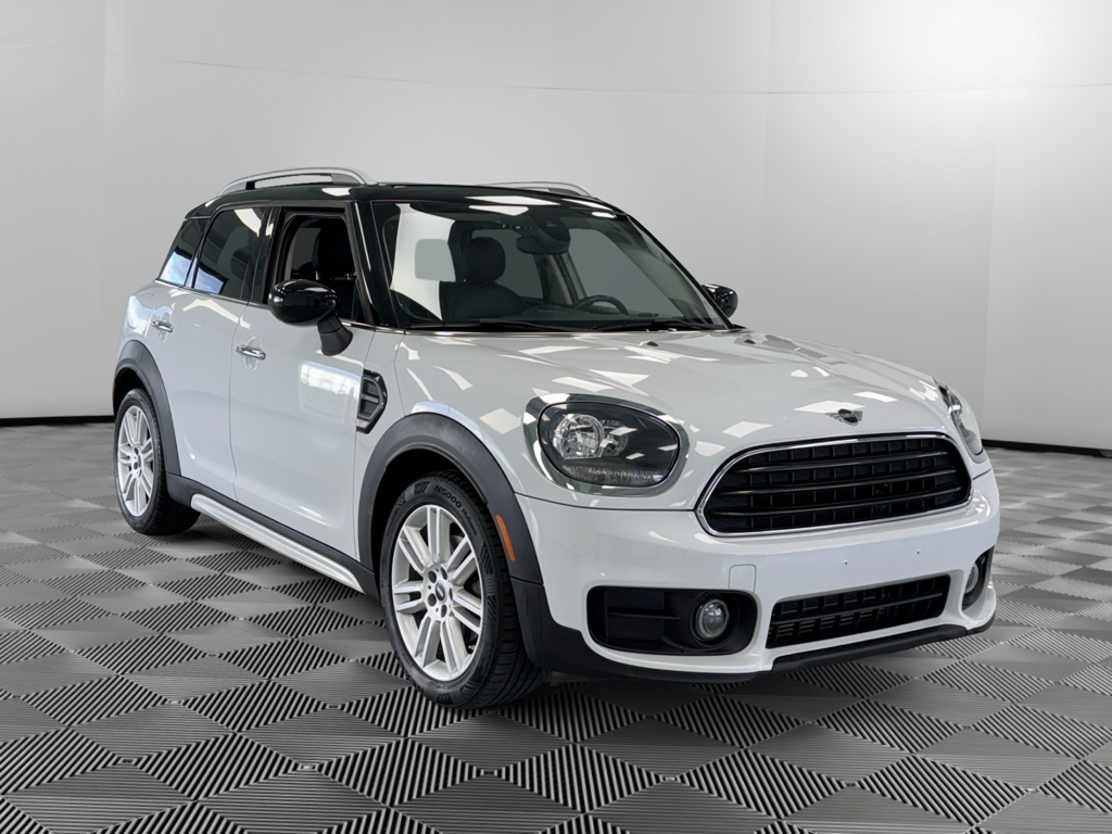 2020 MINI Countryman Base's photo