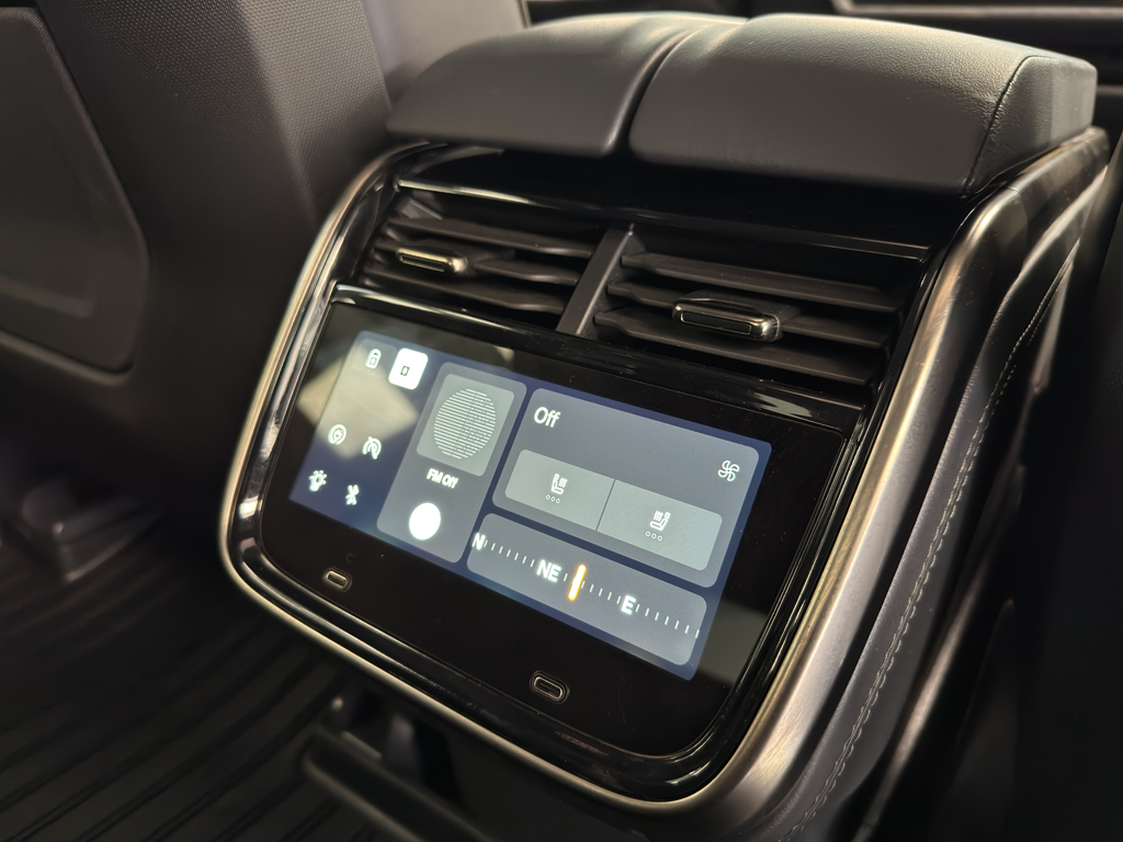2022 Rivian R1T Launch Edition photo 30