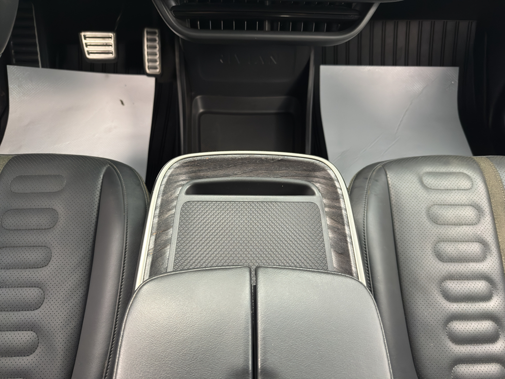 2022 Rivian R1T Launch Edition photo 20