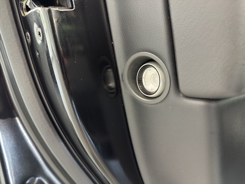 2022 Rivian R1T Launch Edition photo 14