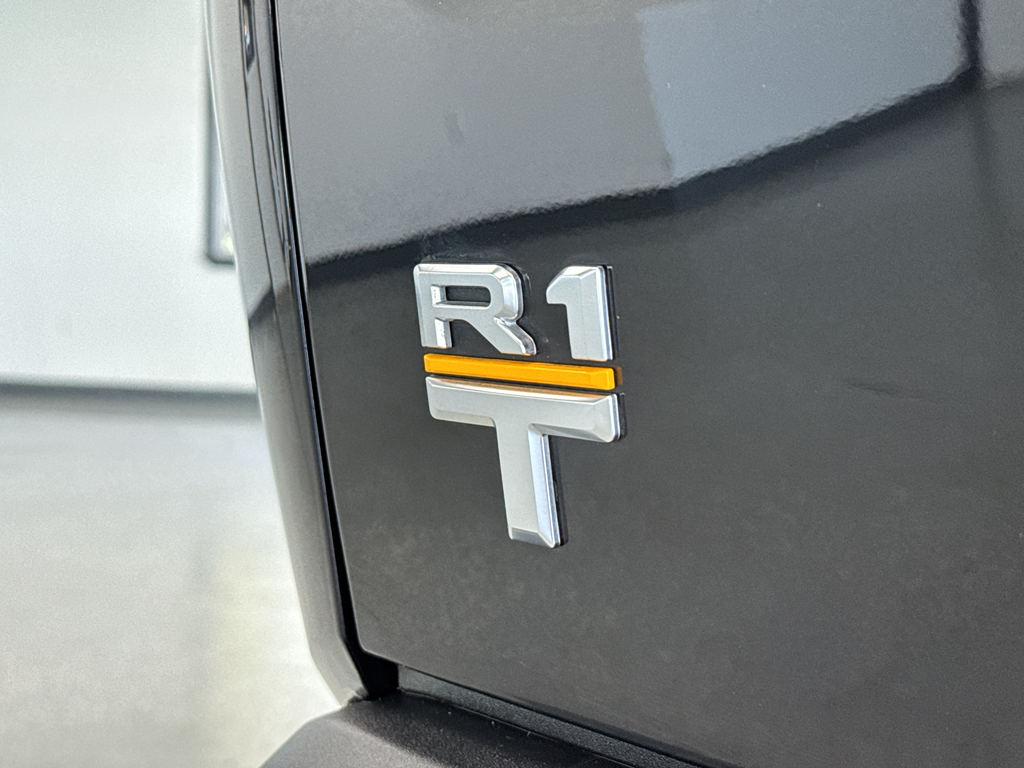 2022 Rivian R1T Launch Edition photo 38