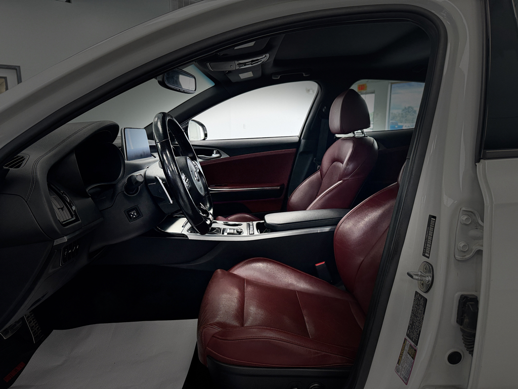 Used 2021 Kia Stinger Sedan
