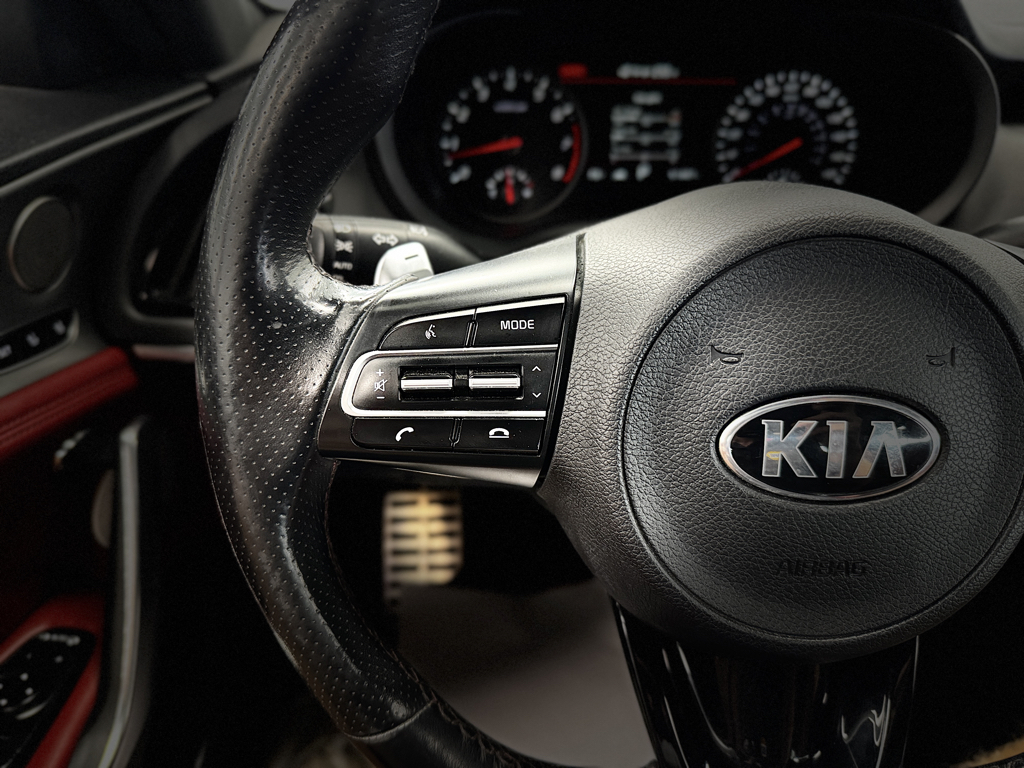 Used 2021 Kia Stinger Sedan