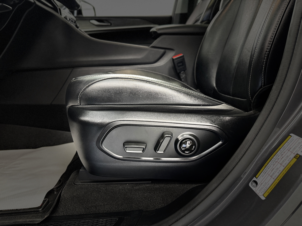 Used 2021 Jeep Grand Cherokee L SUV
