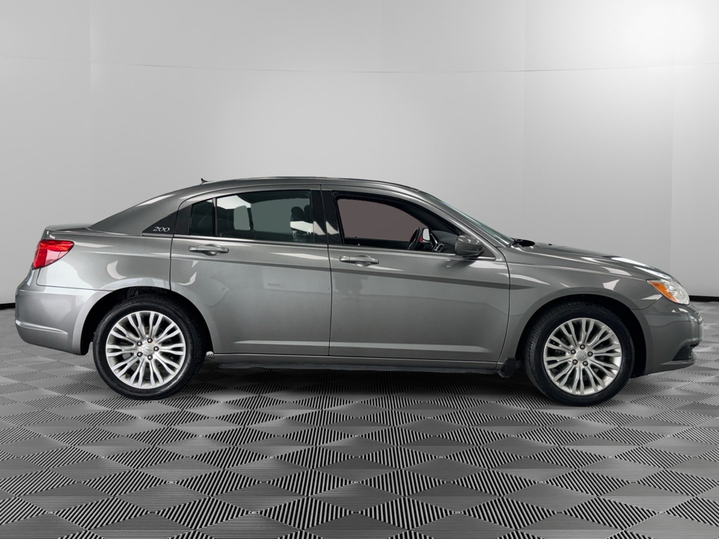 Used 2012 Chrysler 200 Sedan