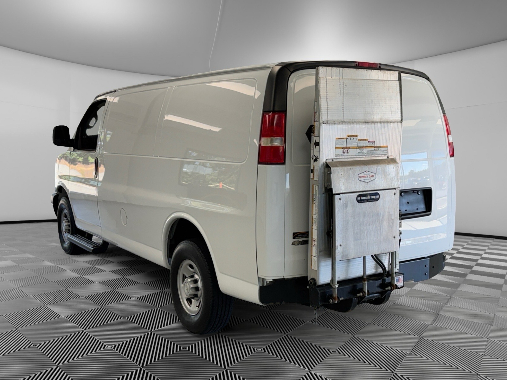 2019 Chevrolet Express Cargo Work Van - Photo 6