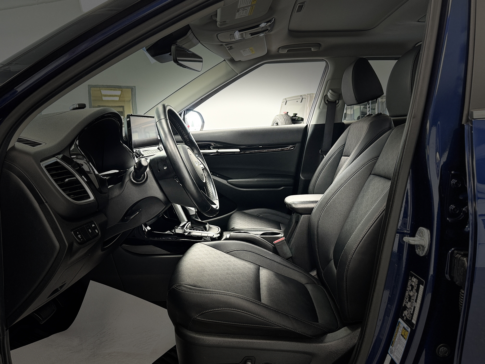 Used 2023 Kia Seltos SUV
