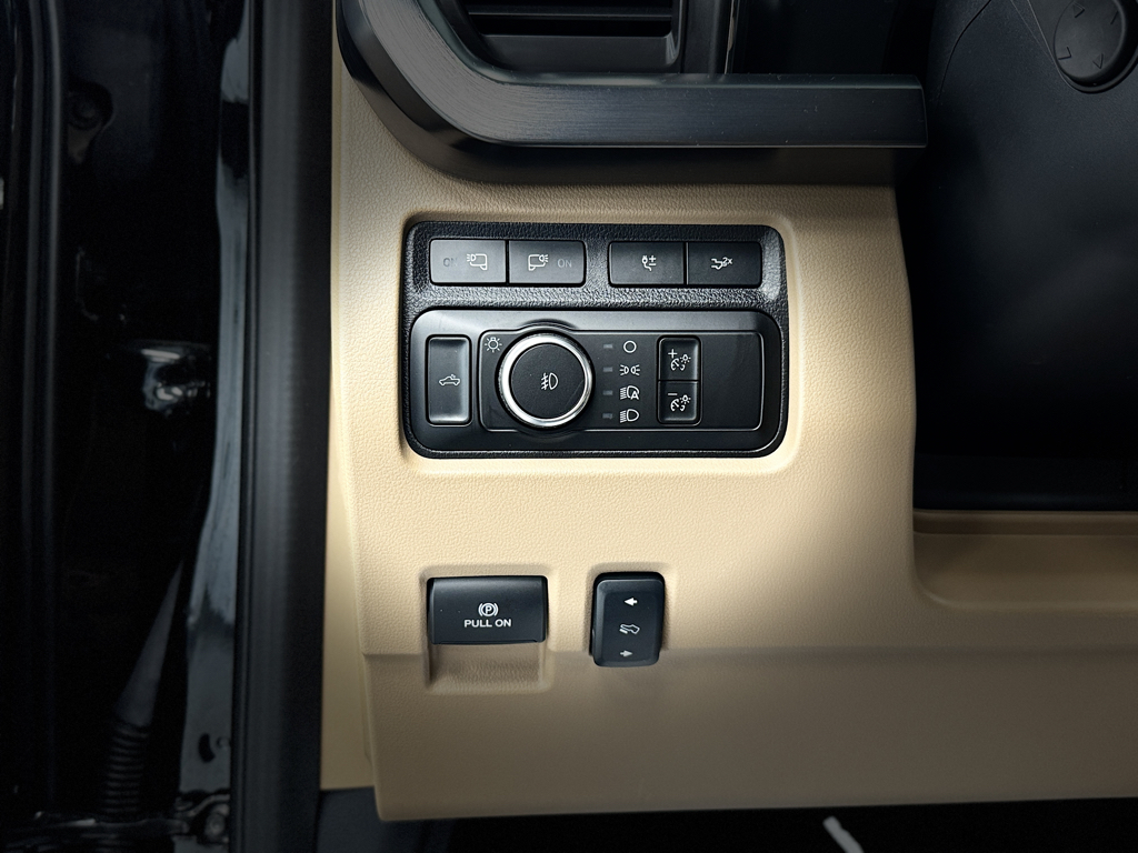 Used 2024 Ford F-350 Super Duty Truck
