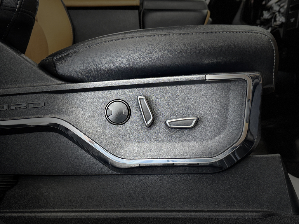 Used 2024 Ford F-350 Super Duty Truck