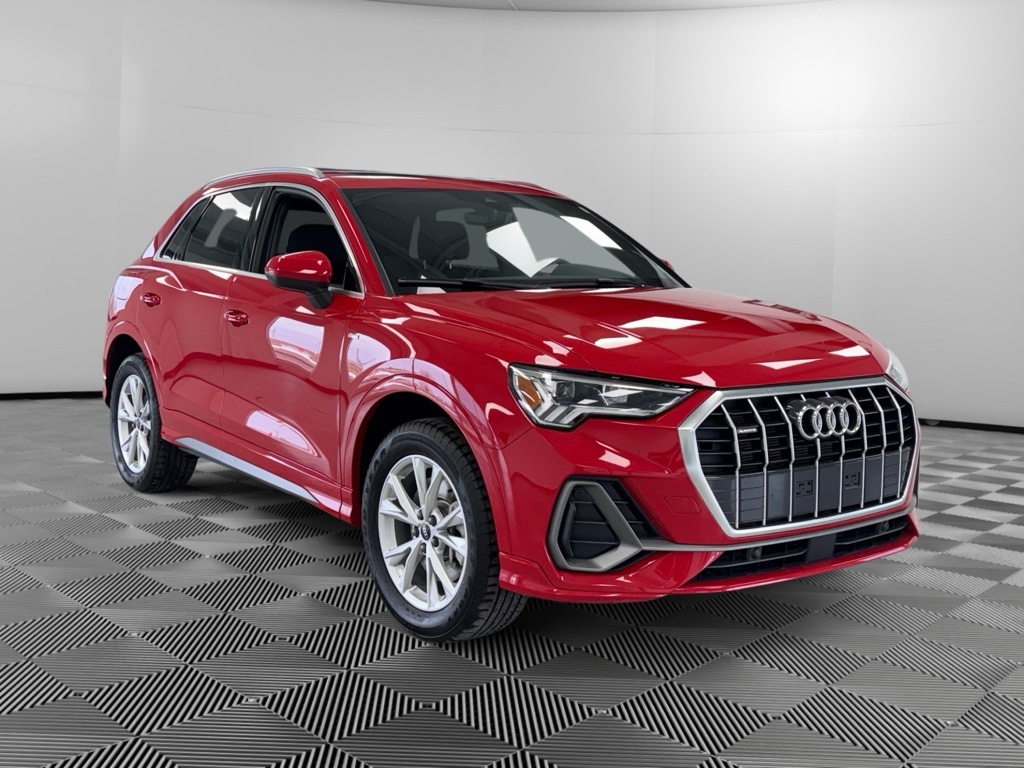2025 Audi Q3 S Line Premium