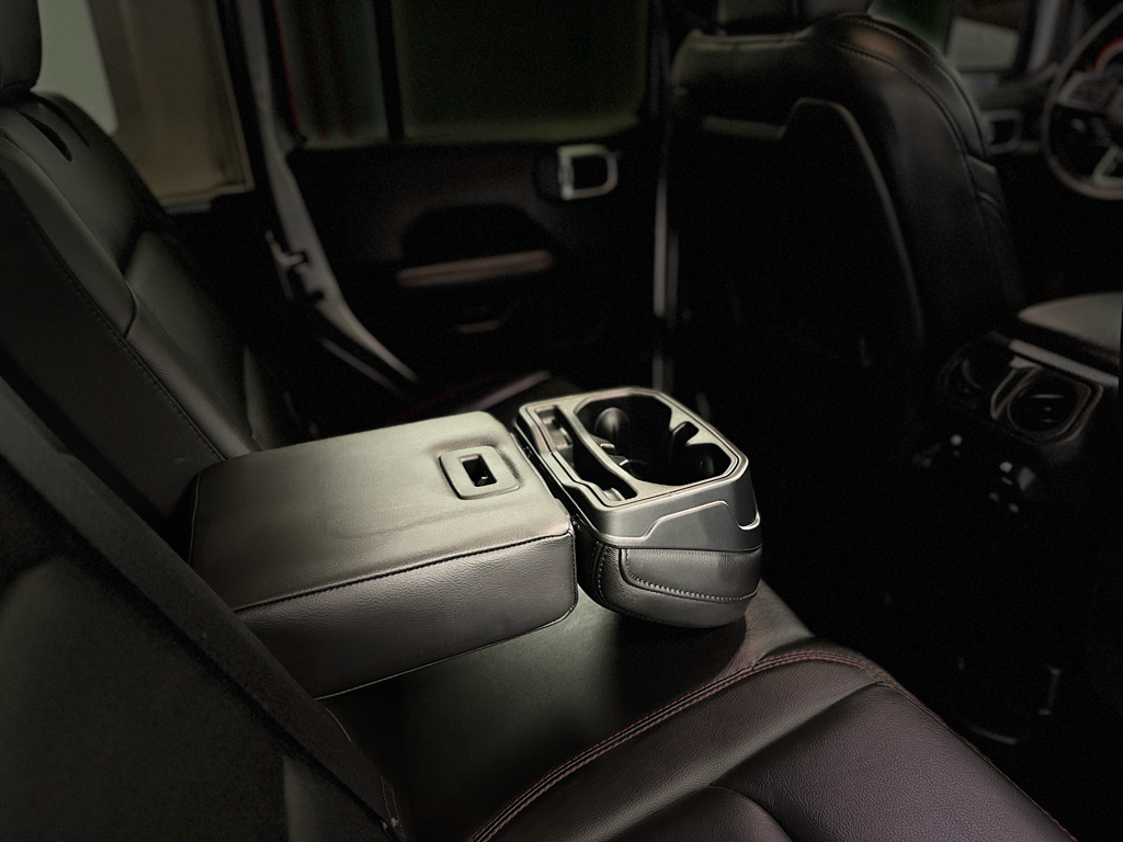 Used 2020 Jeep Wrangler SUV