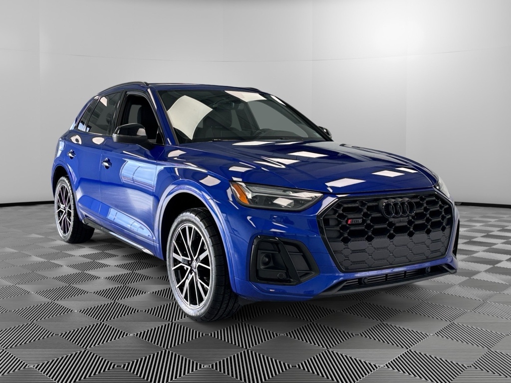2023 Audi SQ5 Premium Plus's photo