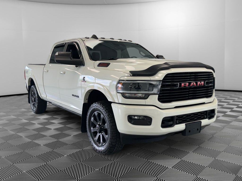 2020 RAM 3500 Laramie 4X4 Crew Cab SWB's photo