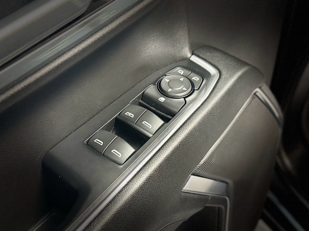 Used 2023 GMC Sierra 1500 Truck - photo 16 of 39