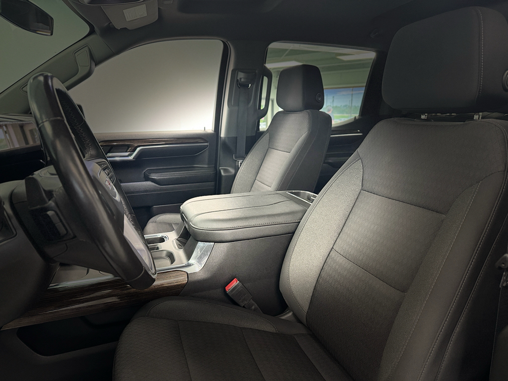 Used 2023 GMC Sierra 1500 Truck - photo 13 of 39