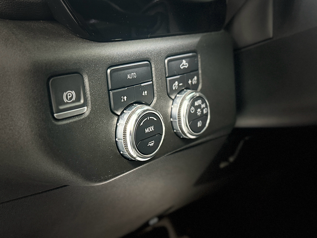 Used 2023 GMC Sierra 1500 Truck - photo 15 of 39