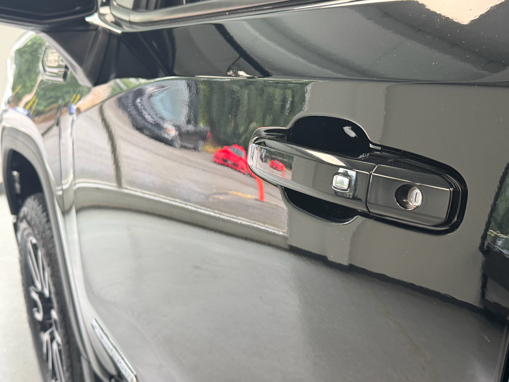 Used 2023 GMC Sierra 1500 Truck - photo 12 of 39