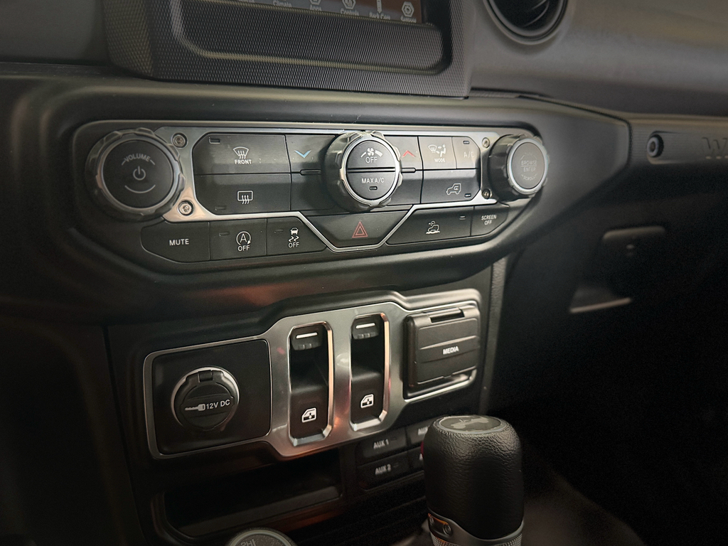 Used 2022 Jeep Wrangler SUV