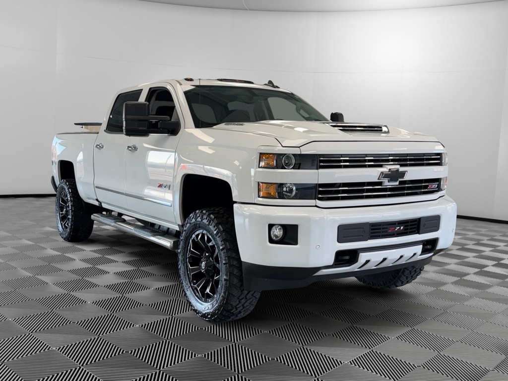 2017 Chevrolet Silverado 2500HD LT's photo