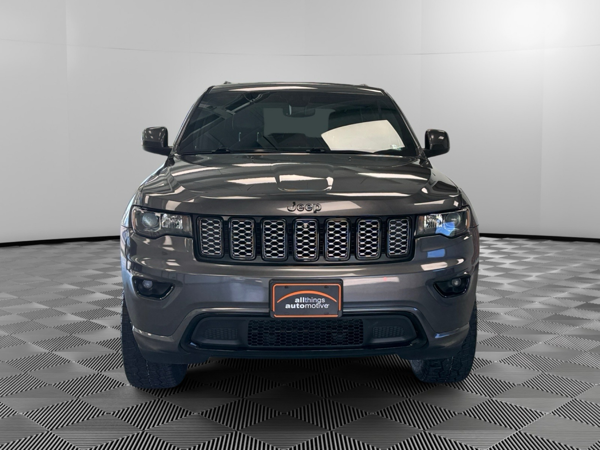 Used 2018 Jeep Grand Cherokee SUV