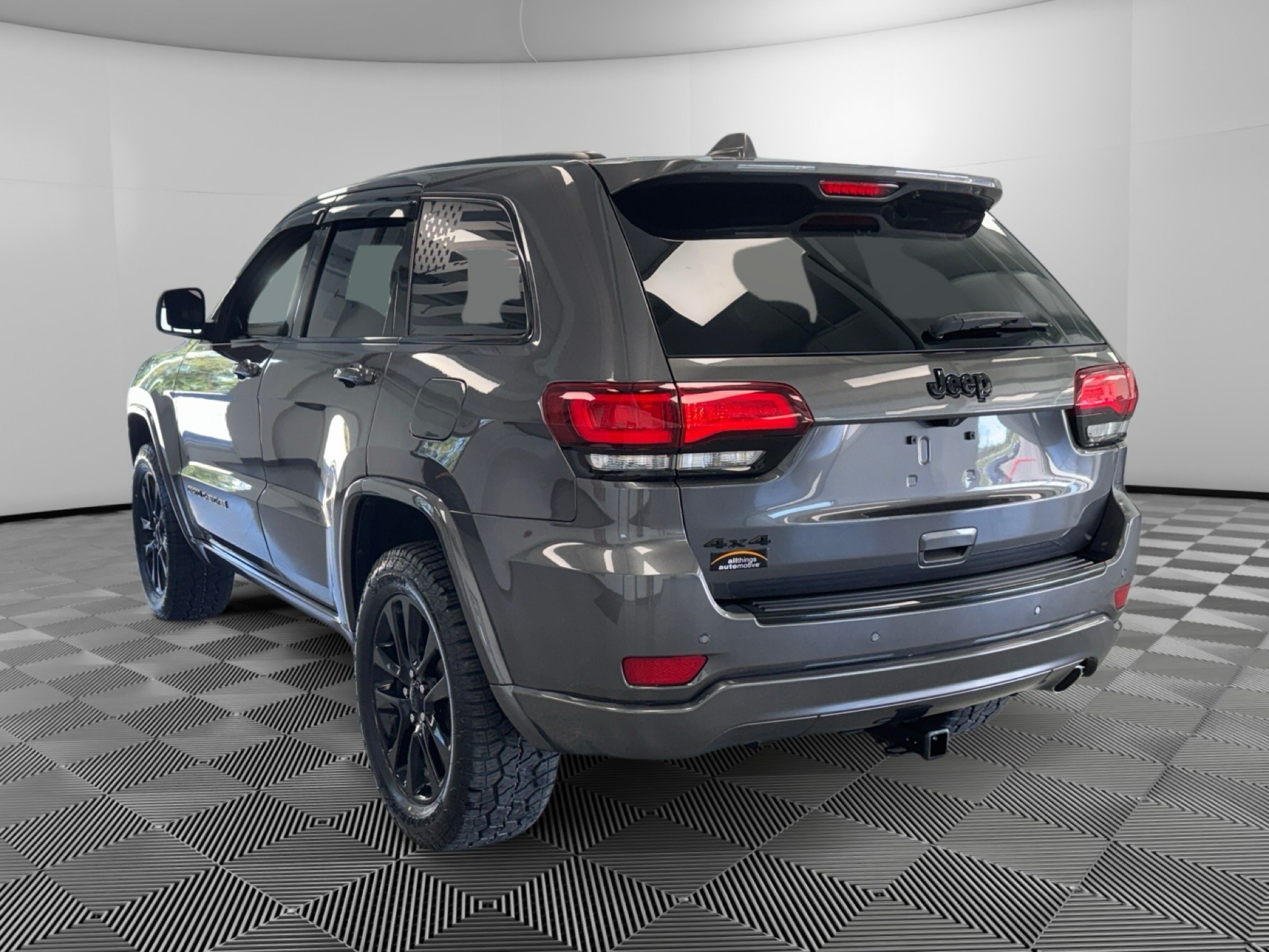 Used 2018 Jeep Grand Cherokee SUV