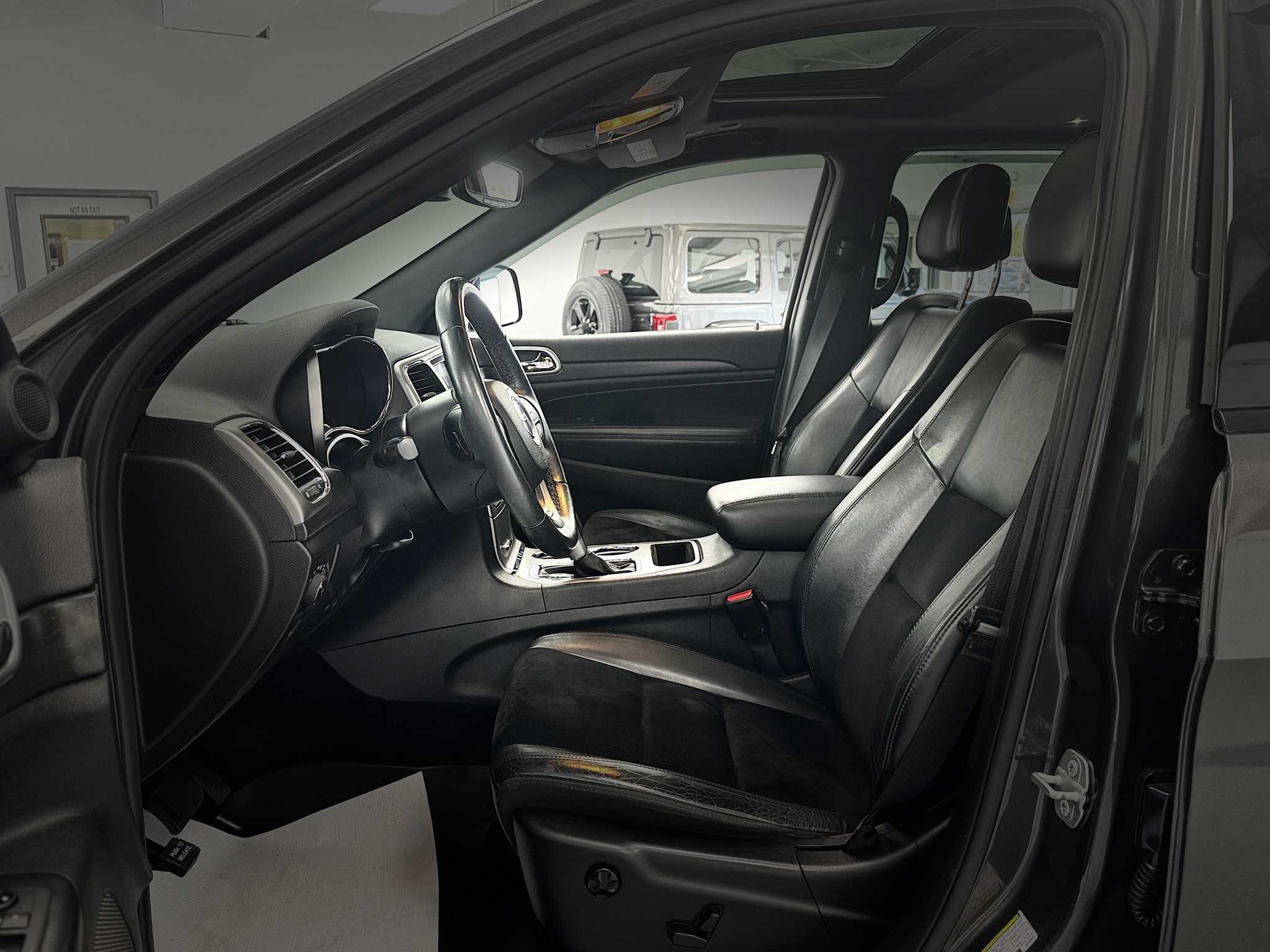 Used 2018 Jeep Grand Cherokee SUV