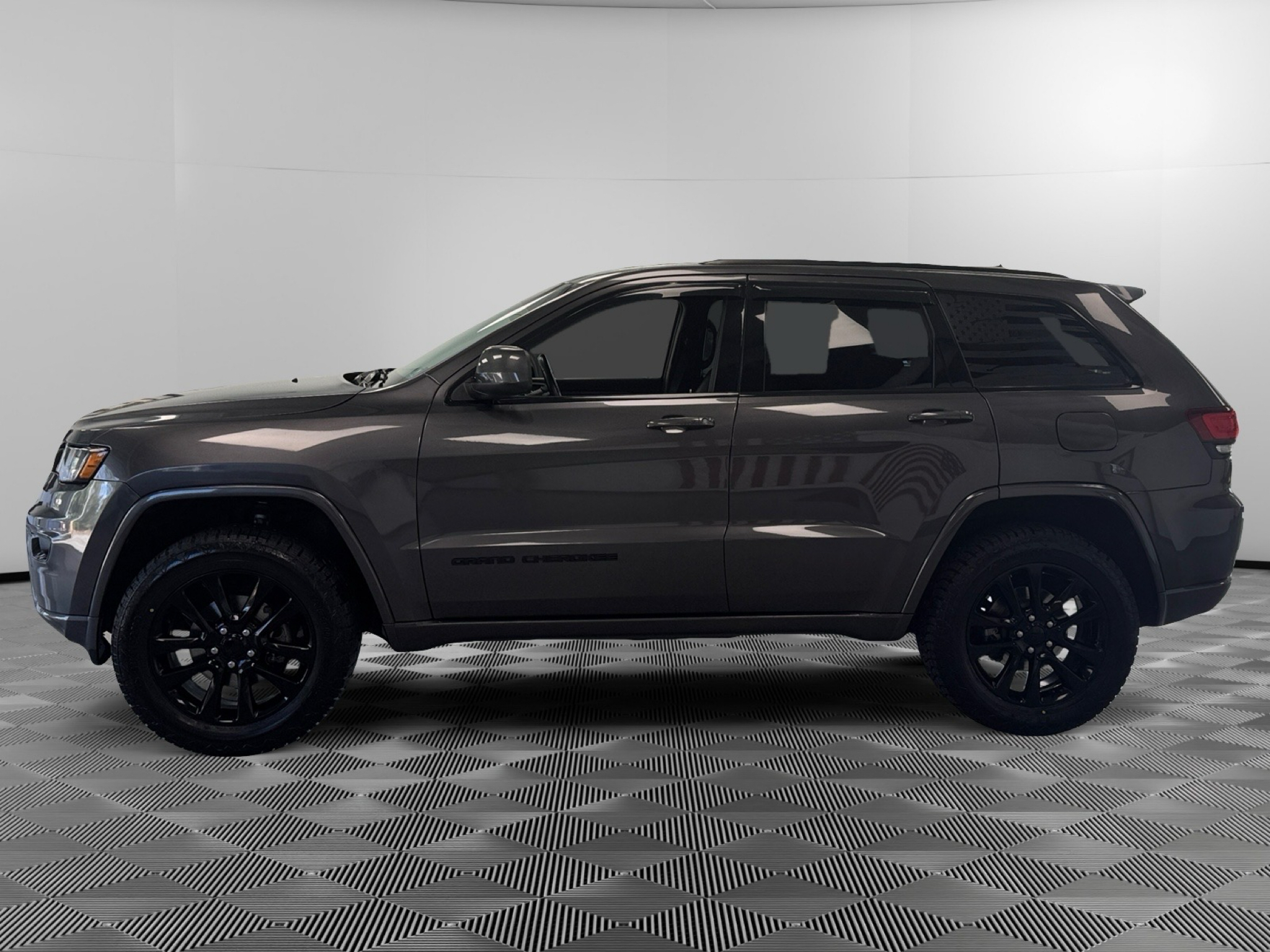 Used 2018 Jeep Grand Cherokee SUV
