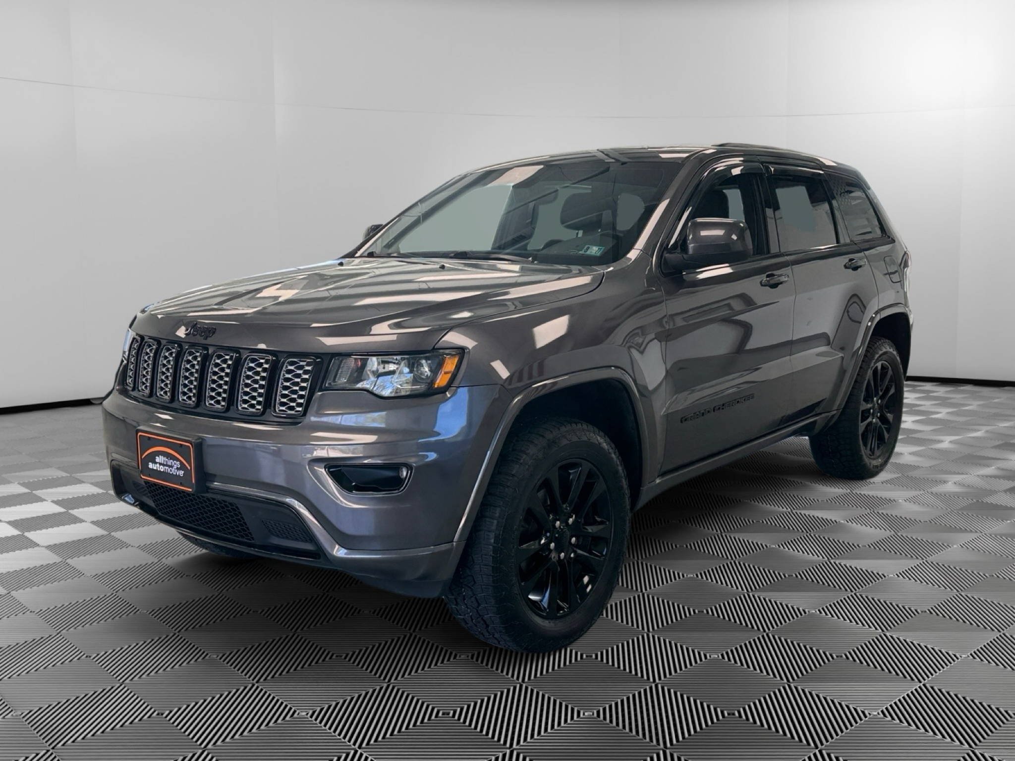 Used 2018 Jeep Grand Cherokee SUV